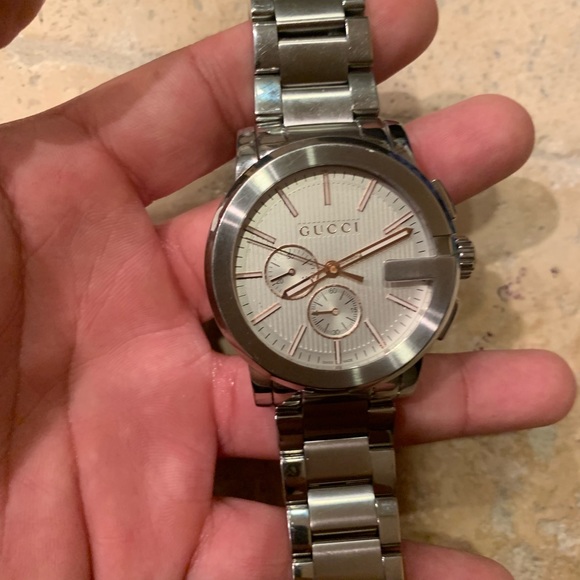 Gucci watch - Picture 1 of 8